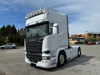 Scaina R580 V8 Porsche Desgin